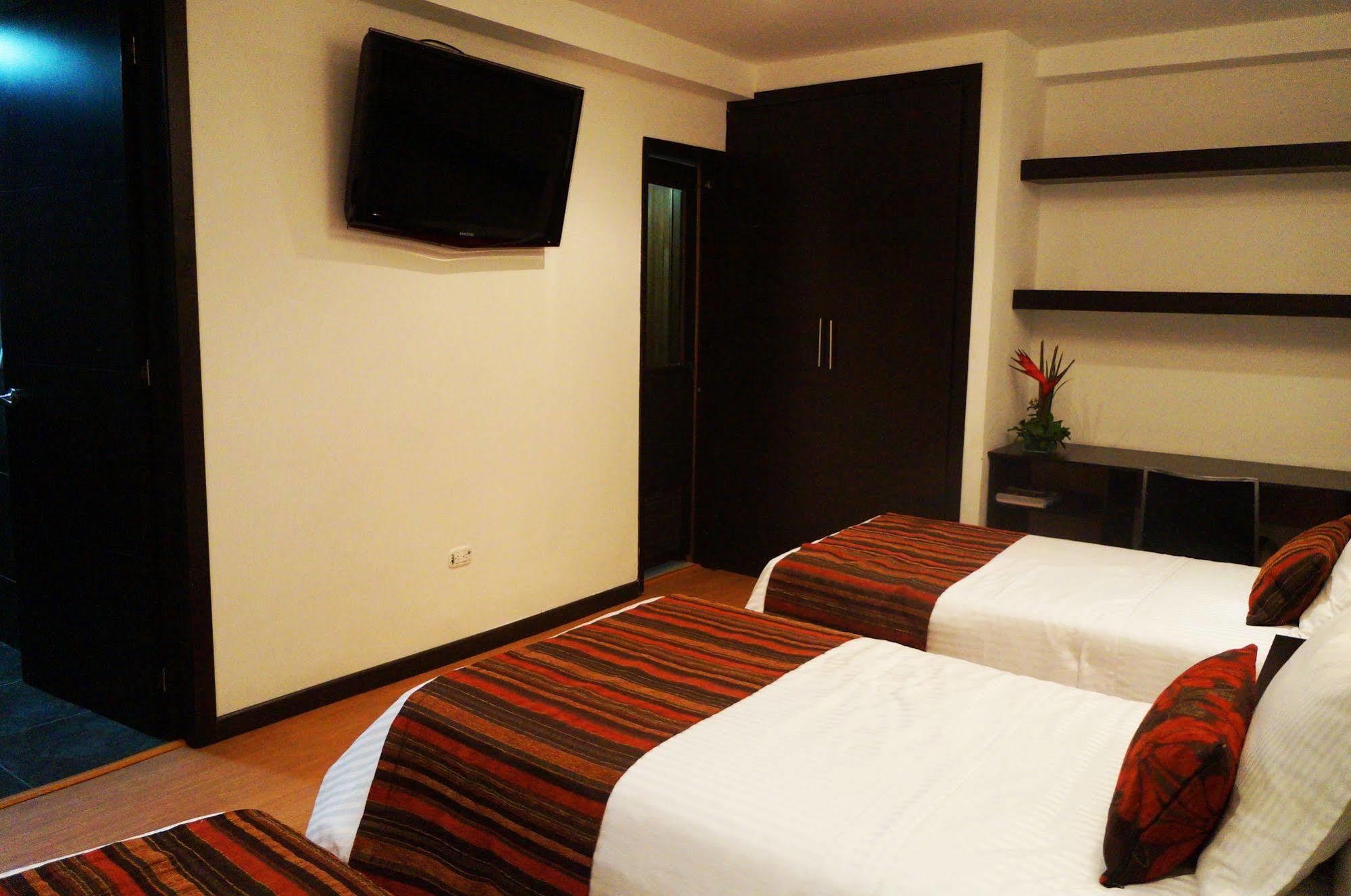 Hotel Airport Travel Μπογκοτά Εξωτερικό φωτογραφία